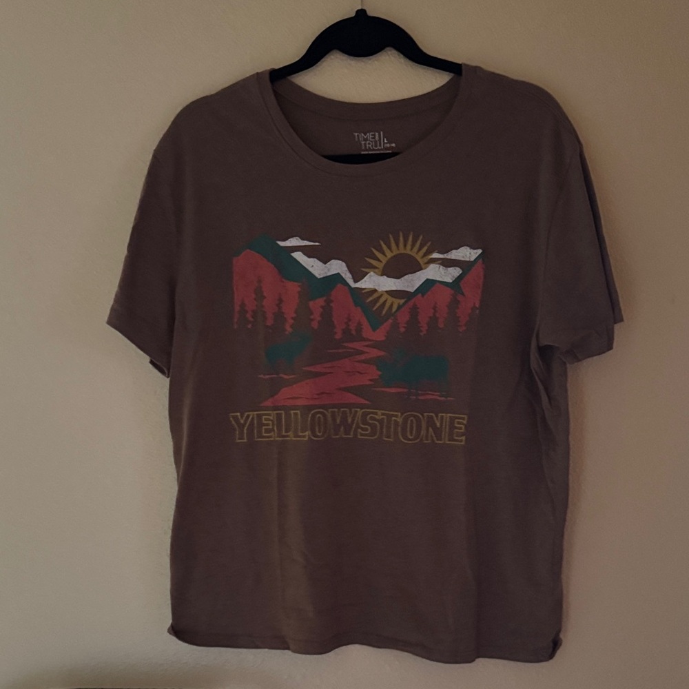 Time and Tru Brown Yellowstone Graphic Tee